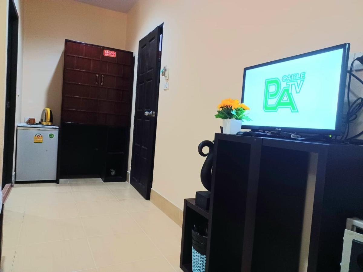 Happy Holidays Hotel Patong Esterno foto